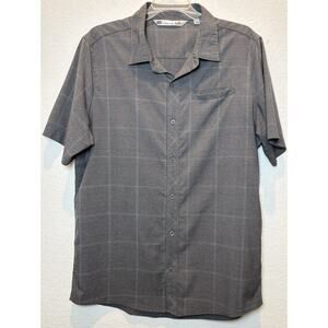 Men’s Travis Mathew Gray Striped Short Sleeve Button-Down Shirt - Large